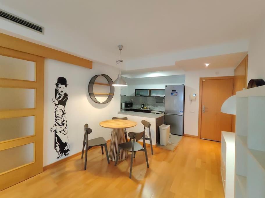 Cozy Apartment Forum Beach Sant Adrià de Besòs Esterno foto